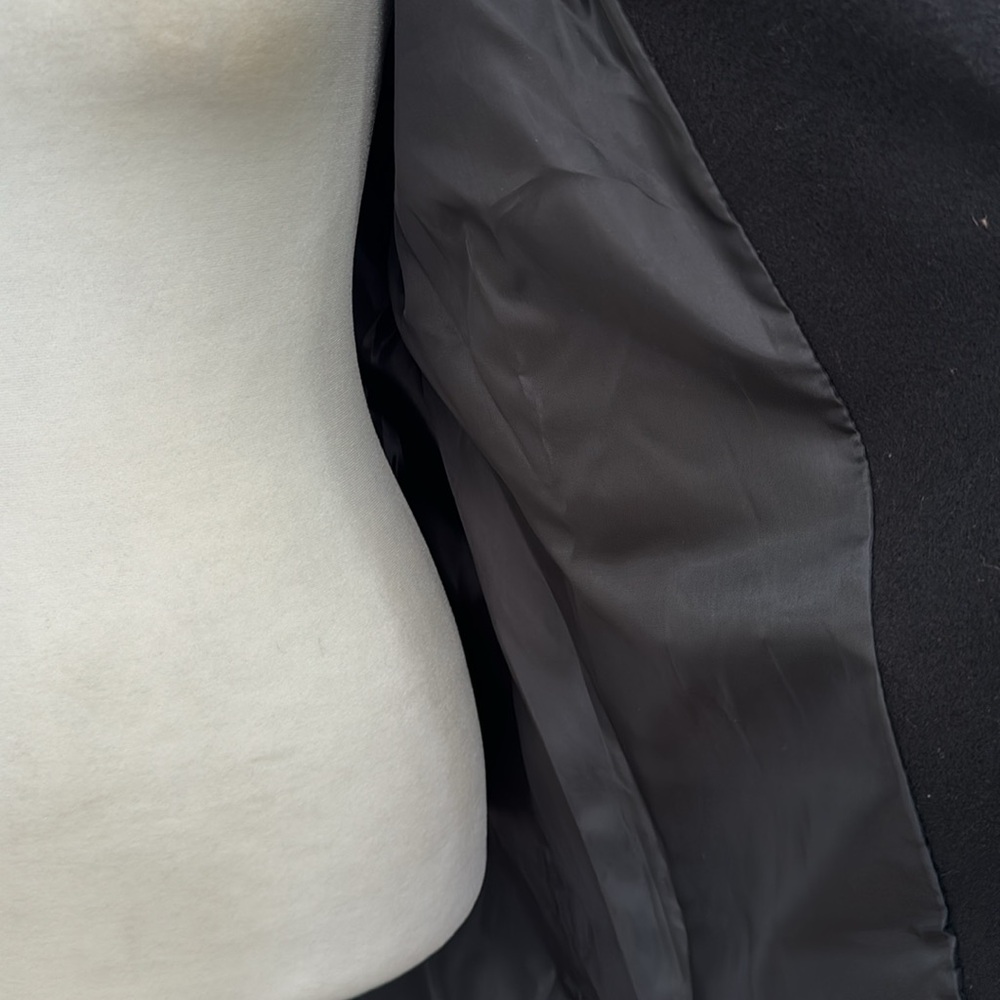 Femme Fatale Women’s Coat - Picture 10 of 12